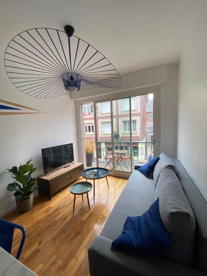 Appartement Vue Beffroi Amiens Buitenkant foto